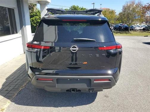 2025 Nissan Pathfinder Rock Creek