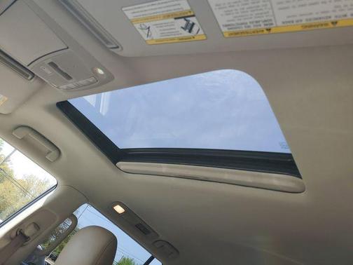 Aspen White 2024 Nissan Armada Platinum