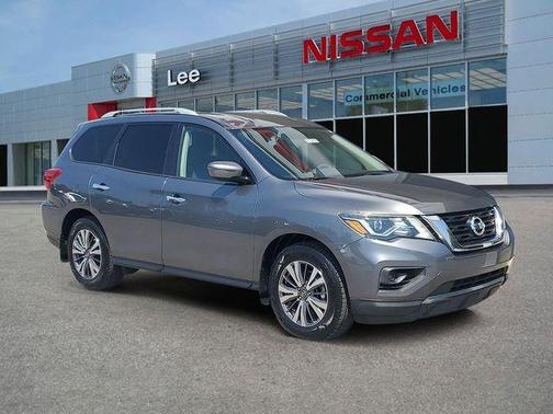 2019 Nissan Pathfinder S