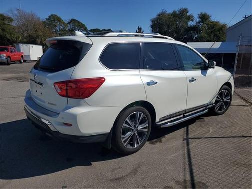 2020 Nissan Pathfinder Platinum