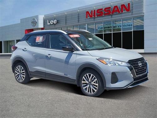2023 Nissan Kicks SV