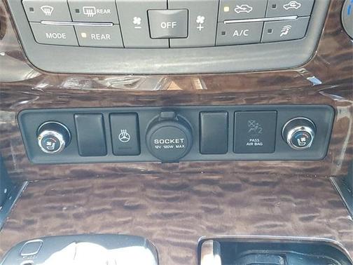 2017 Nissan Armada Platinum