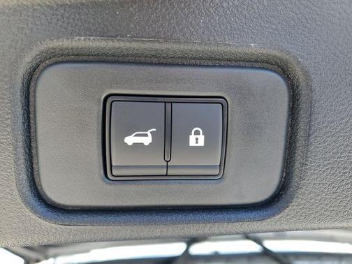 Boulder Gray Metallic 2026 Nissan Pathfinder Platinum