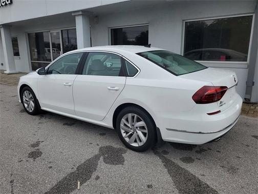 2018 Volkswagen Passat 2.0T SE