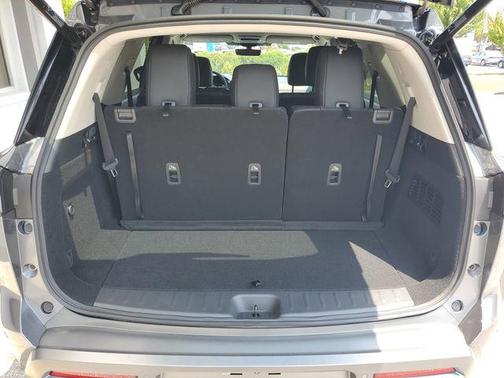 Gun Metallic 2026 Nissan Pathfinder SL
