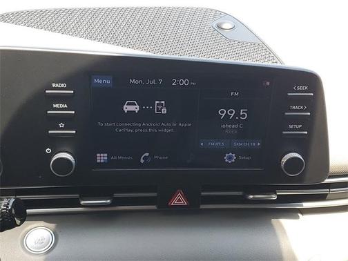2022 Hyundai ELANTRA SEL