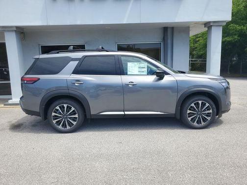 Gun Metallic 2026 Nissan Pathfinder Platinum