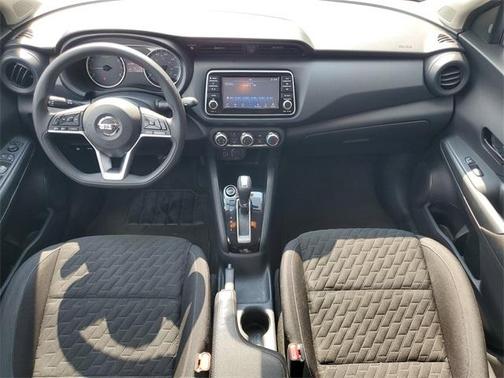2021 Nissan Kicks S