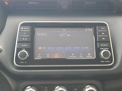 2021 Nissan Kicks S