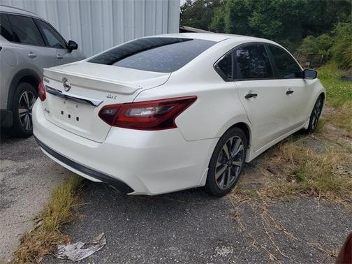 2017 Nissan Altima 2.5 SR