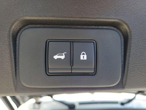 Everest White P 2026 Nissan Rogue Dark Armor