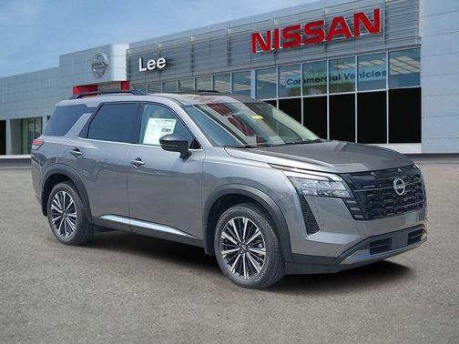 Gun Metallic 2026 Nissan Pathfinder Platinum