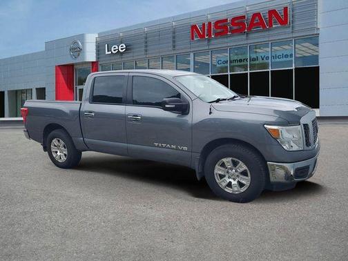 Gun Metallic 2018 Nissan Titan SV