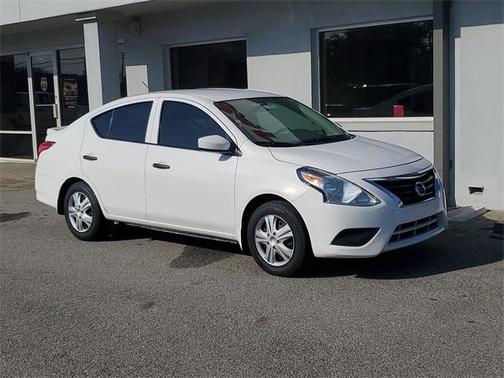 2018 Nissan Versa 1.6 S+