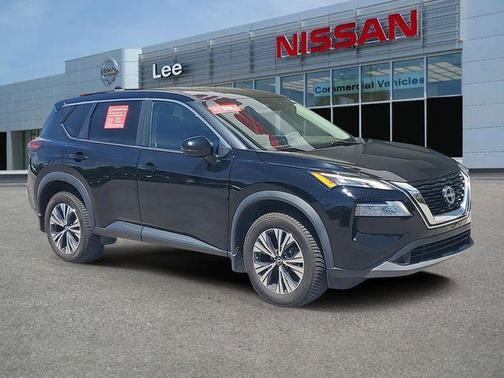 Black 2022 Nissan Rogue SV