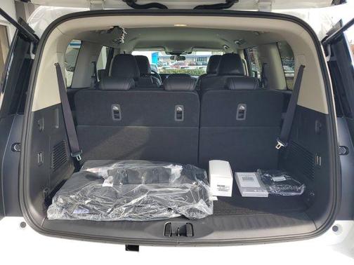 2026 Nissan Armada SV