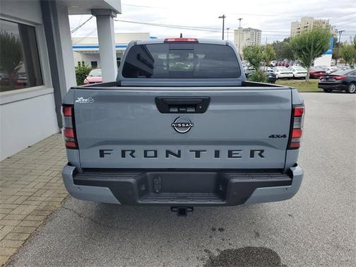 2026 Nissan Frontier SV