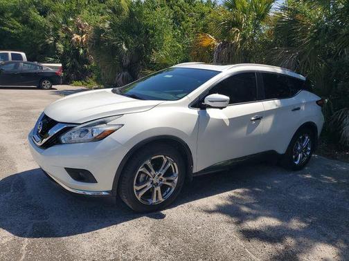White 2018 Nissan Murano Platinum