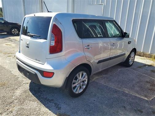 2013 Kia Soul Base