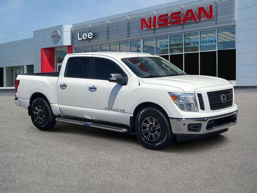 2019 Nissan Titan SV