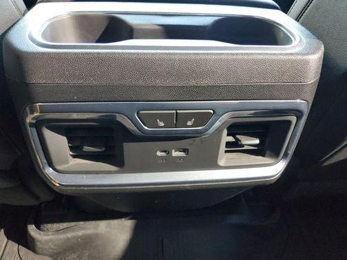 2024 GMC Sierra 2500 SLT