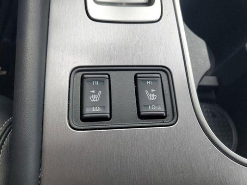 White 2024 Nissan Murano SL