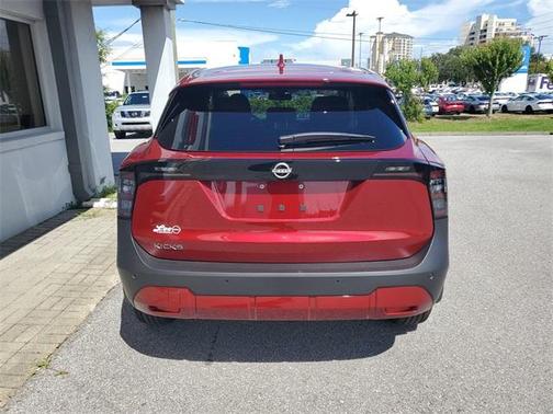 2025 Nissan Kicks SV