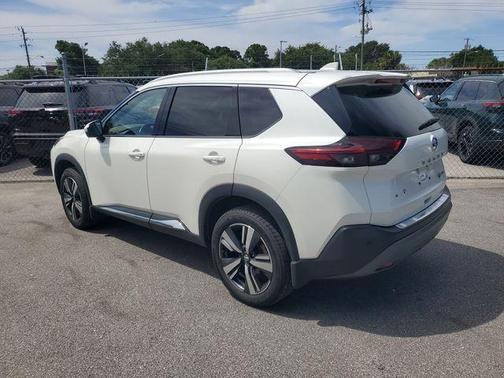 White 2021 Nissan Rogue SL