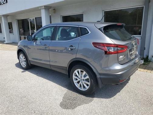 2022 Nissan Rogue Sport S