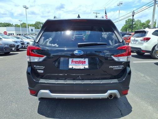 Crystal Black Silica 2023 Subaru Forester Touring
