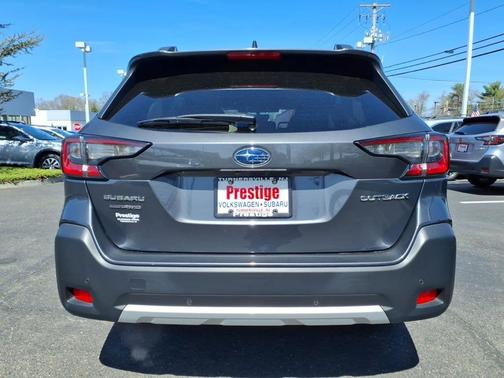 Magnetite Gray Metallic 2023 Subaru Outback Limited