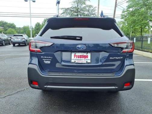 Cosmic Blue Pearl 2025 Subaru Outback Premium