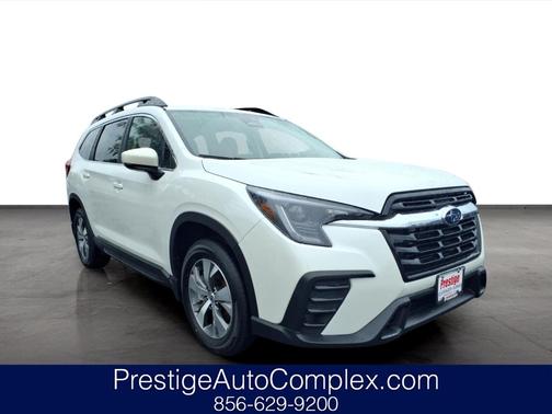 Crystal White Pearl 2025 Subaru Ascent Premium