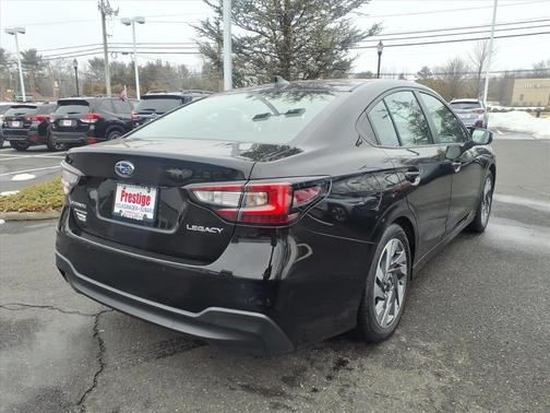 Crystal Black Silica 2024 Subaru Legacy Limited