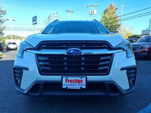 Crystal White Pearl 2023 Subaru Ascent Limited