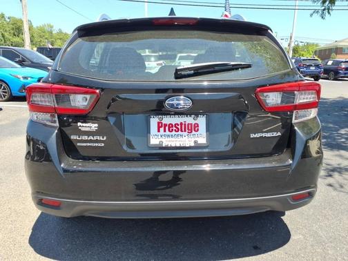 Crystal Black Silica 2023 Subaru Impreza Premium