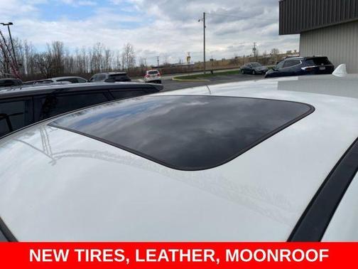 White 2017 Honda CR-V EX-L