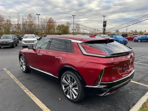 2024 Cadillac LYRIQ Luxury