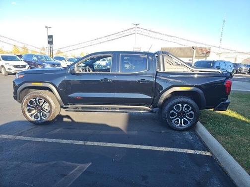 2025 GMC Canyon AT4