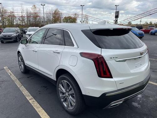 2025 Cadillac XT5 Premium Luxury