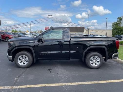 2025 GMC Sierra 1500 Pro