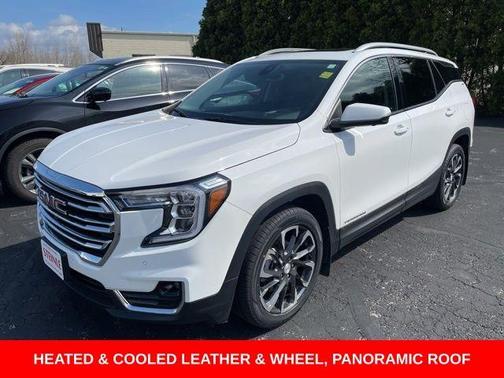 Summit White 2022 GMC Terrain SLT
