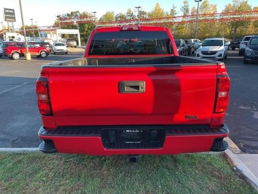 2018 Chevrolet Silverado 1500 Custom