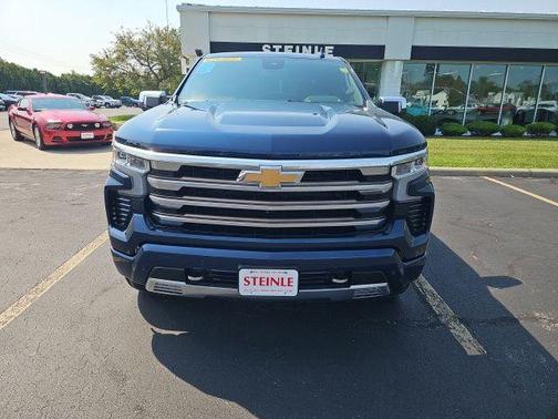 2022 Chevrolet Silverado 1500 High Country