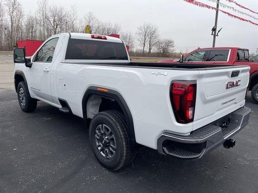 2026 GMC Sierra 2500 SLE