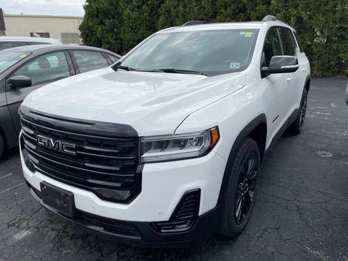 Summit White 2023 GMC Acadia SLE