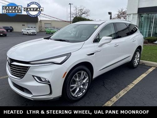 2022 Buick Enclave Essence