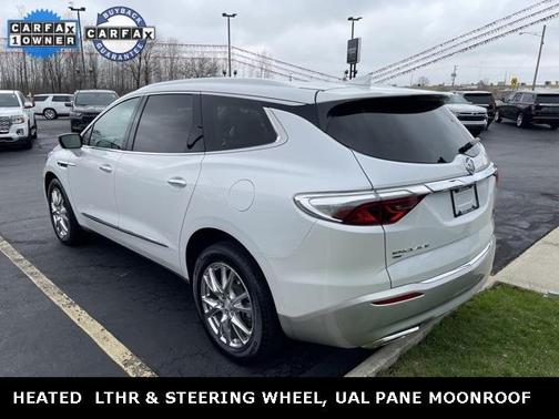 2022 Buick Enclave Essence