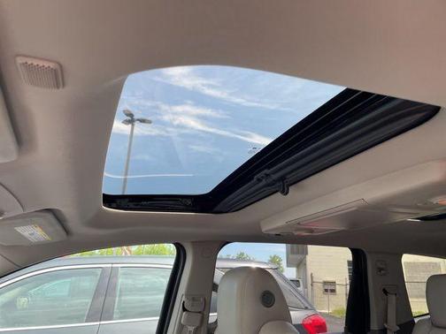 Crystal Red Tintcoat 2014 Chevrolet Traverse LTZ
