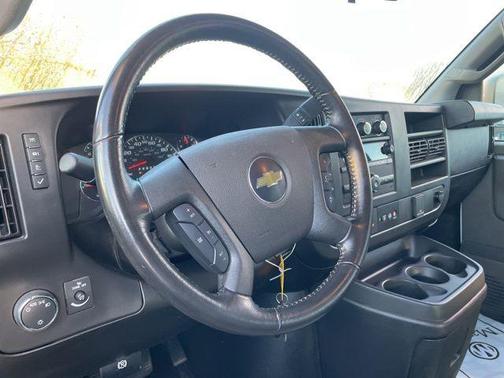 2022 Chevrolet Express 2500 Work Van